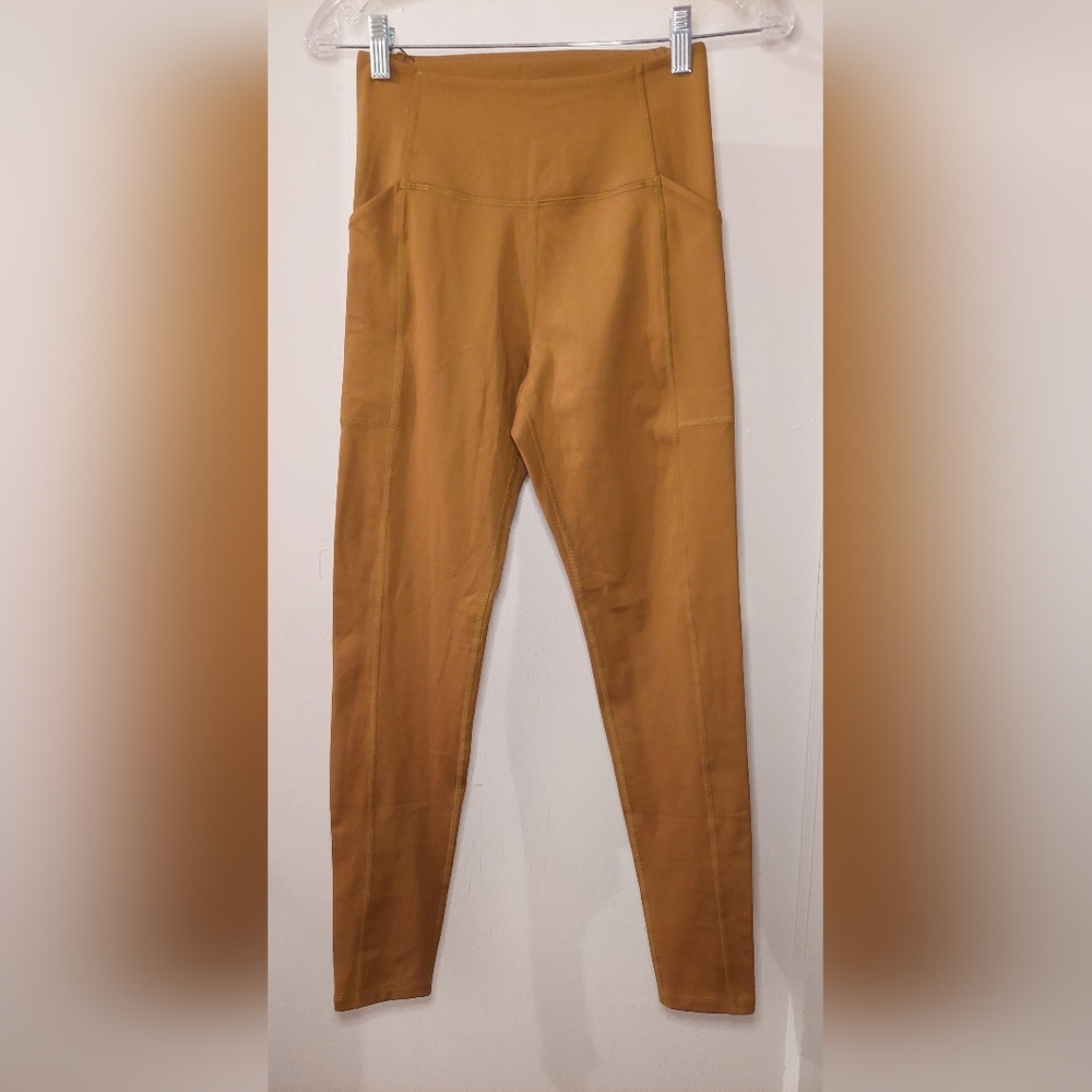 NWT Girlfriend Collective Compression Pocket Legging in Burnt Orange